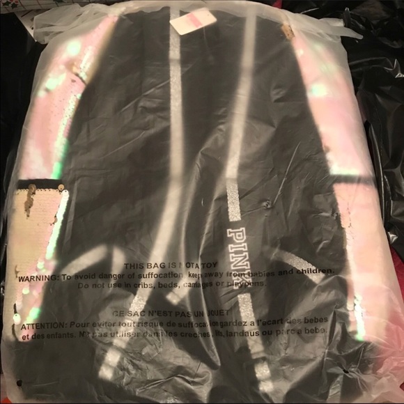 Pink backpack - Picture 4 of 5